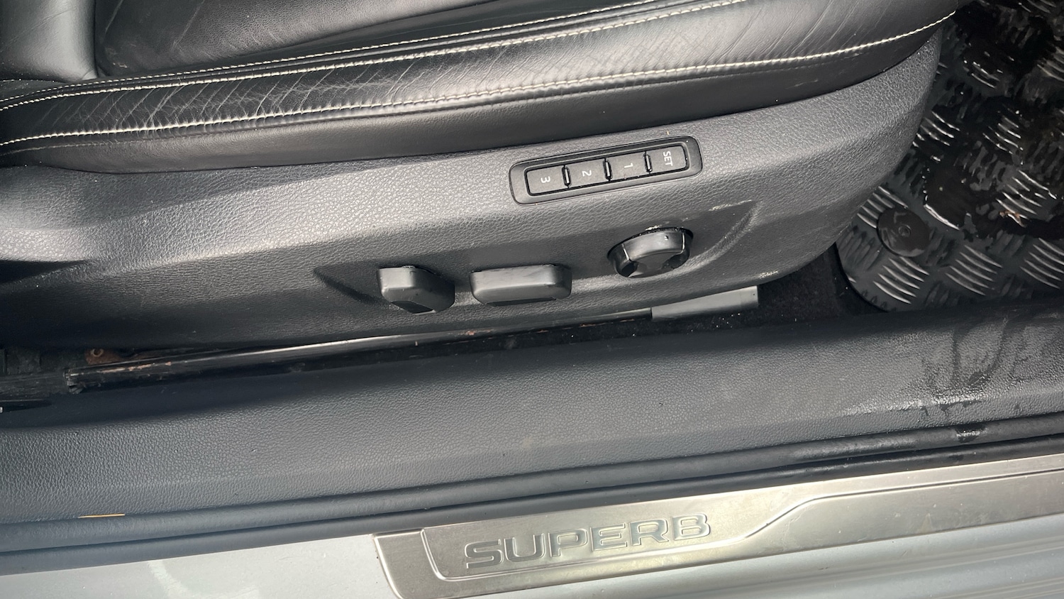 Used Skoda Superb 2020 for sale - 76791717: Photo 27