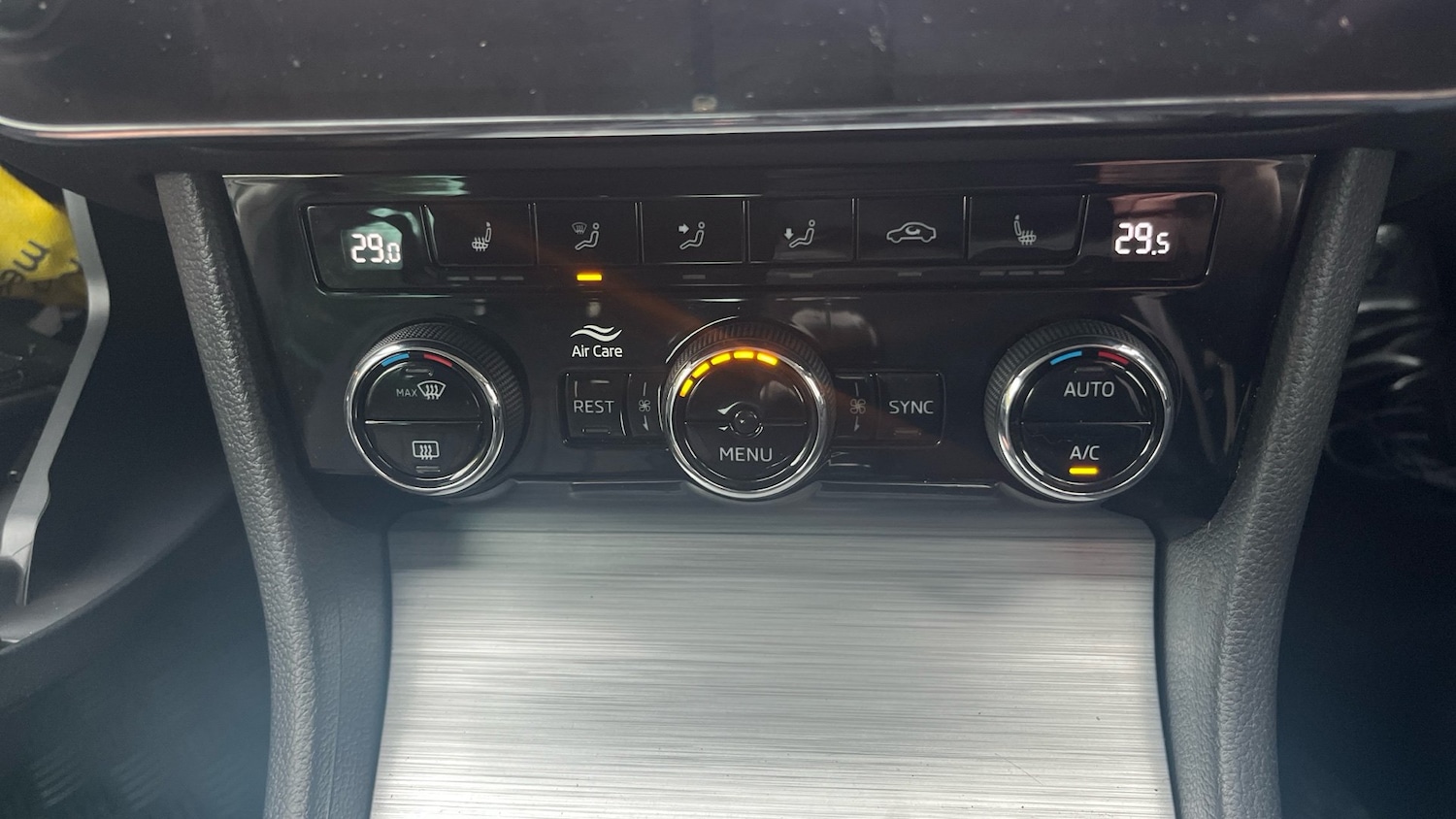 Used Skoda Superb 2020 for sale - 76791717: Photo 37