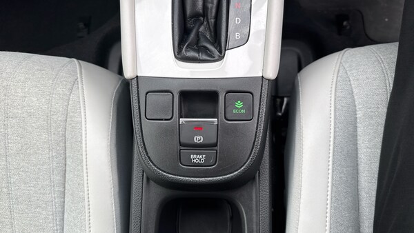 Used Honda Jazz 2021 for sale - 76184312: Photo 31