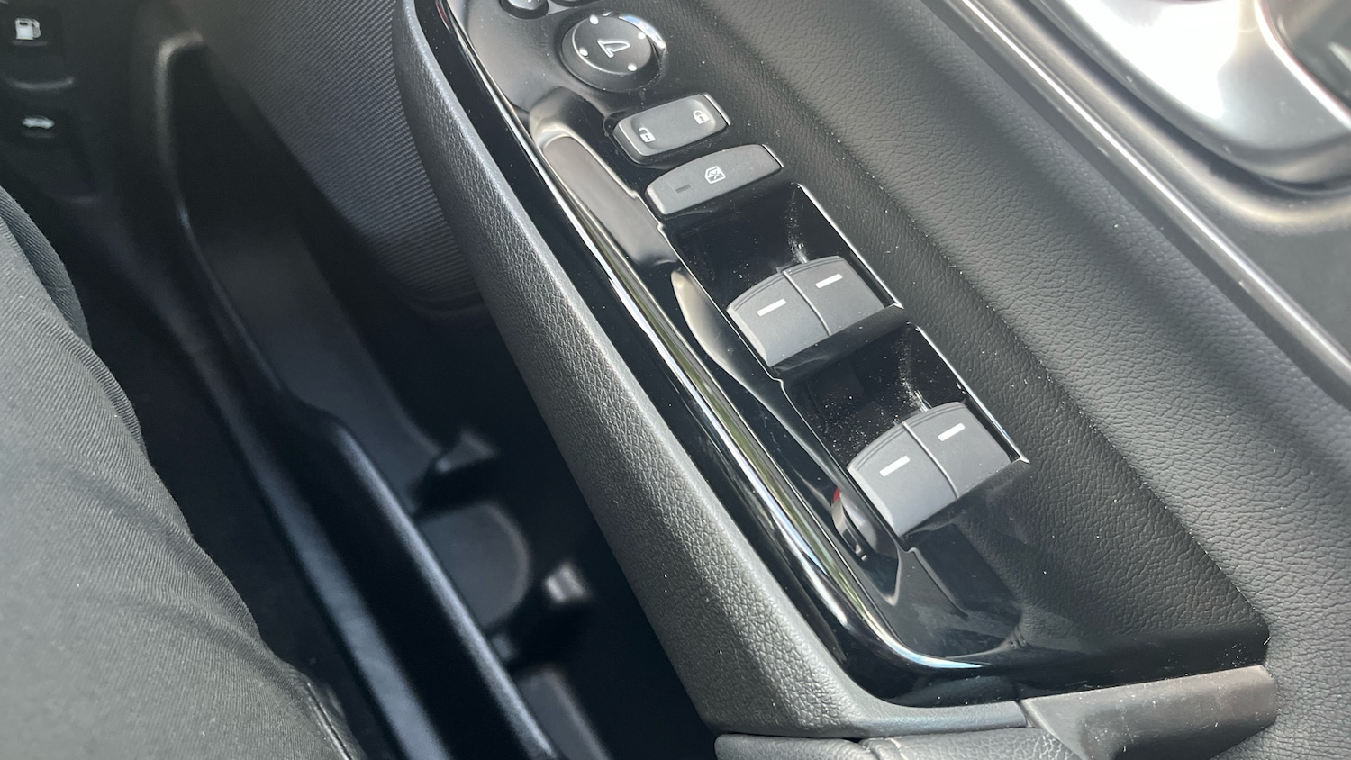 Used Honda CR-V 2020 for sale - 76422254: Photo 31