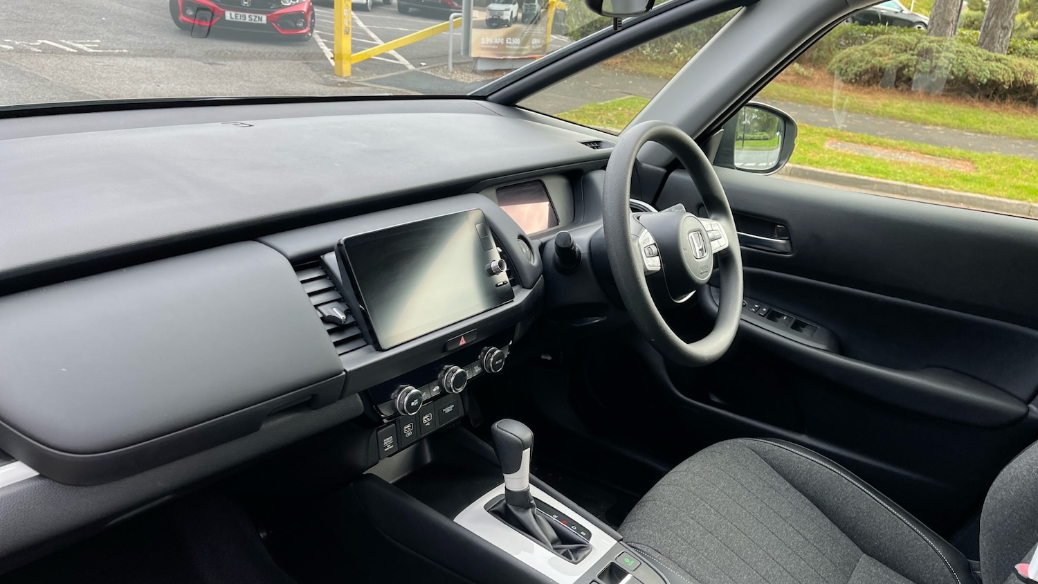 Used Honda Jazz 2020 for sale - 76131201: Photo 2