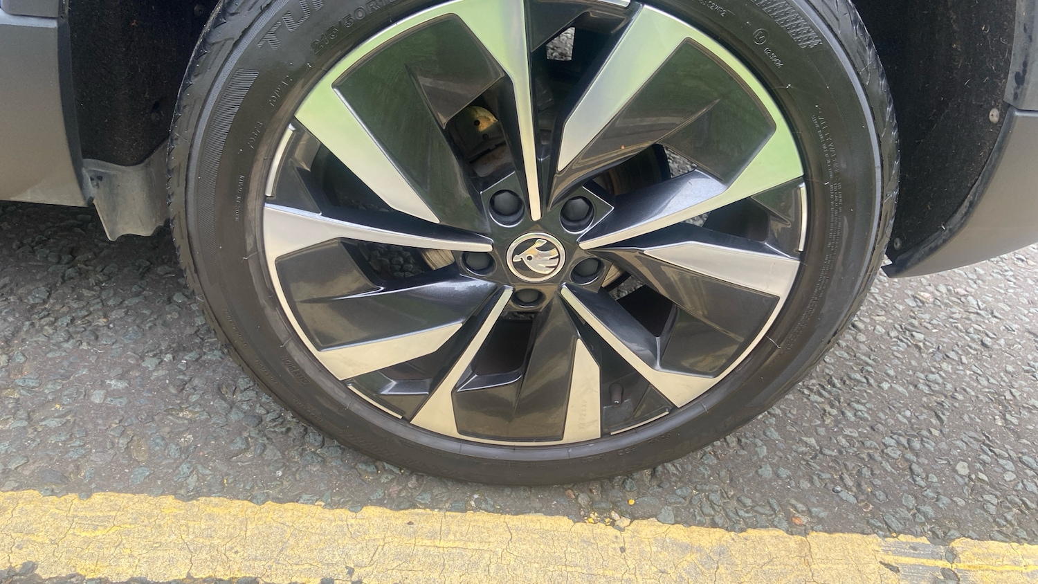 Used Skoda Karoq 2023 for sale - 76461757: Photo 48