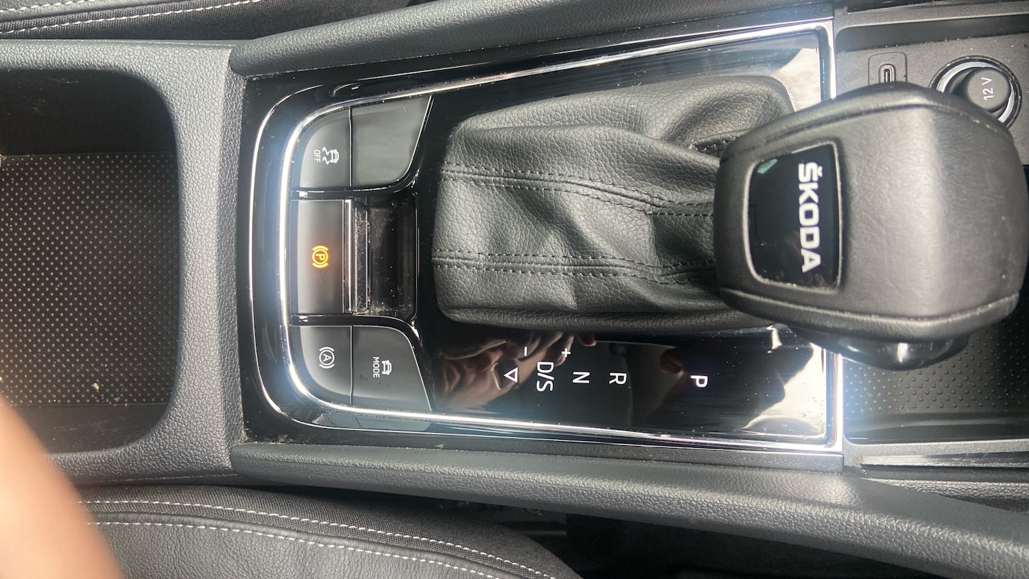 Used Skoda Karoq 2023 for sale - 76461757: Photo 60