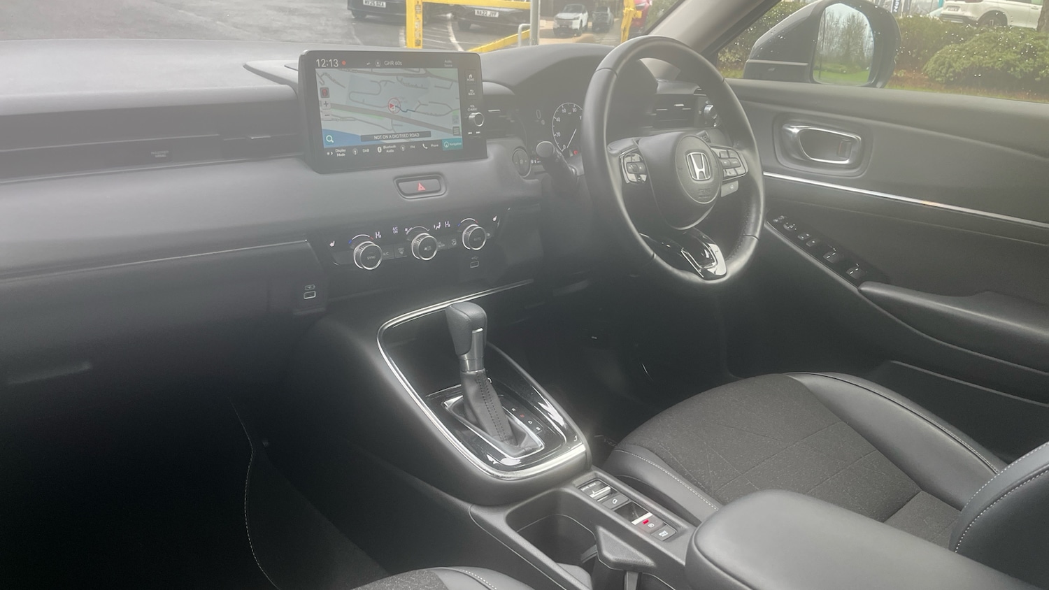 Used Honda HR-V 2023 for sale - 77446967: Photo 2