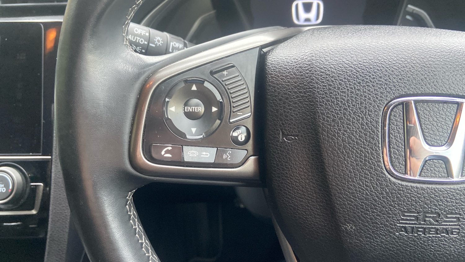 Used Honda Civic 2019 for sale - 76694185: Photo 23