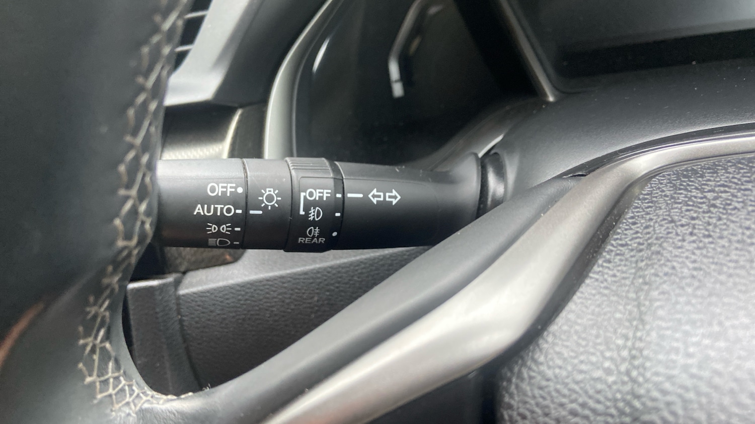 Used Honda Civic 2019 for sale - 76694185: Photo 26