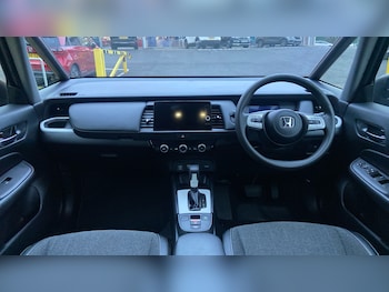 Used Honda Jazz 2023 for sale - 77453010: Photo