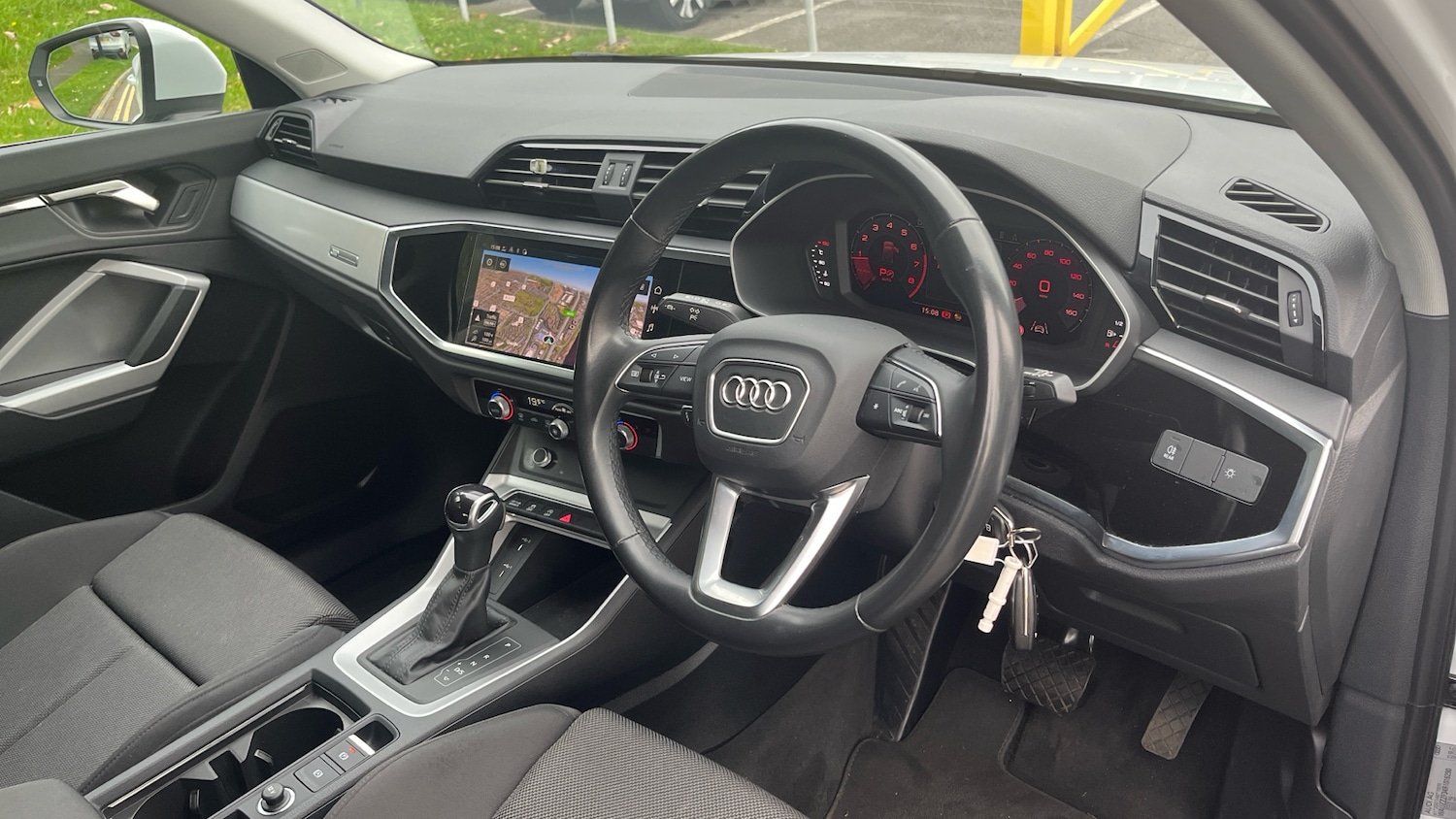 Used Audi Q3 2023 for sale - 76599849: Photo 11