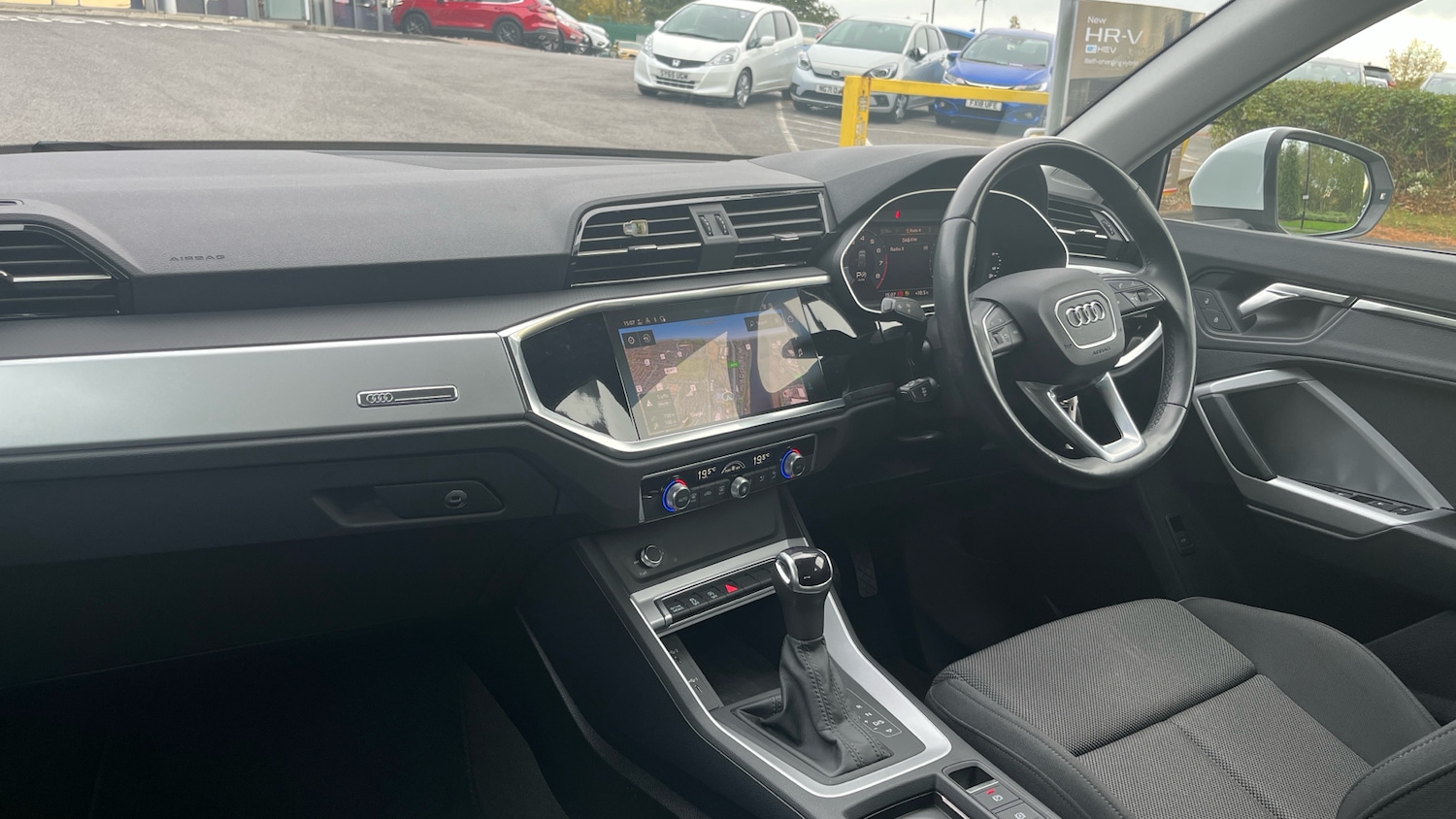 Used Audi Q3 2023 for sale - 76374604: Photo 9