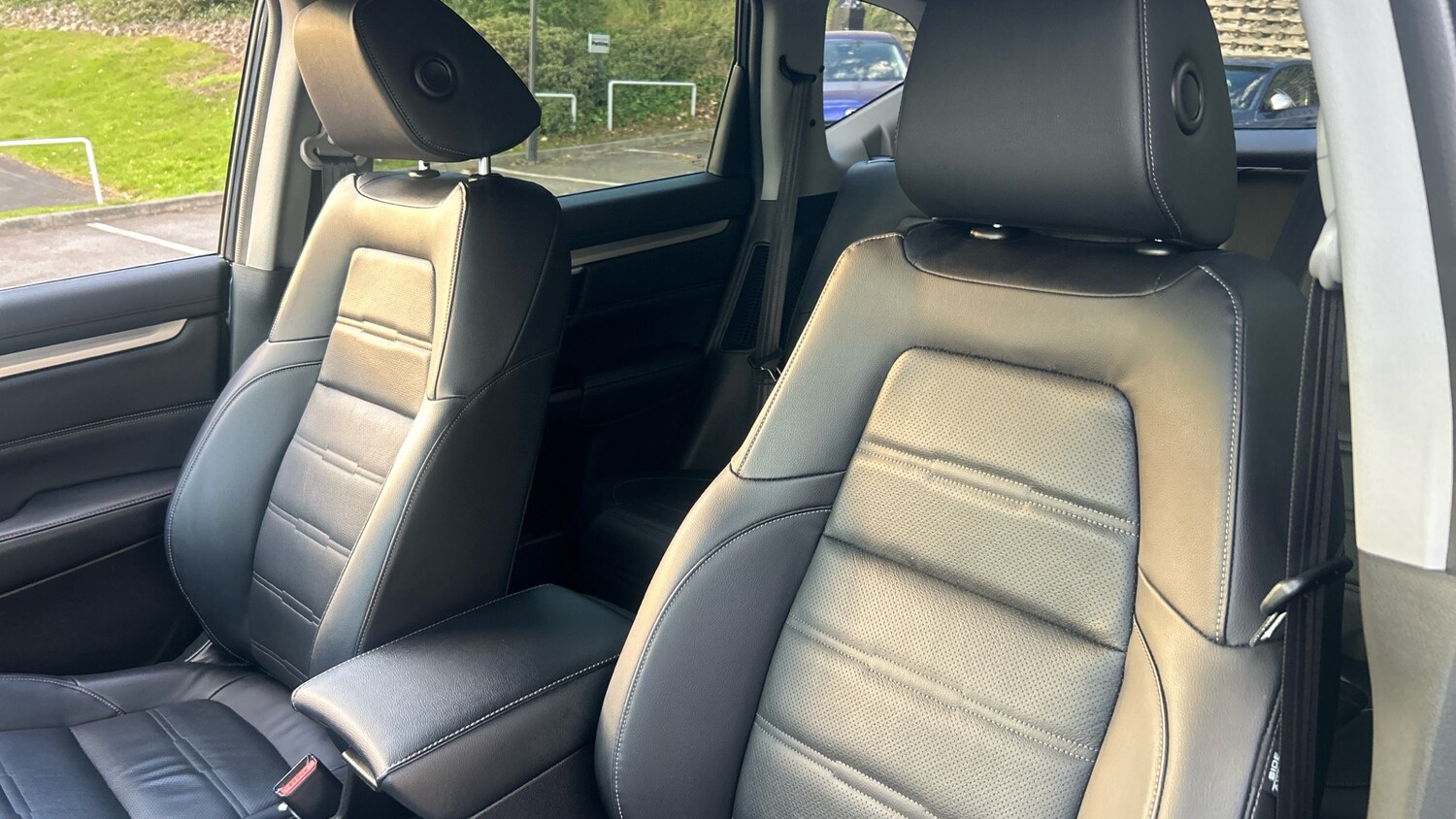 Used Honda CR-V 2023 for sale - 76230856: Photo 15
