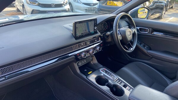 Used Honda Civic 2022 for sale - 76184309: Photo 2