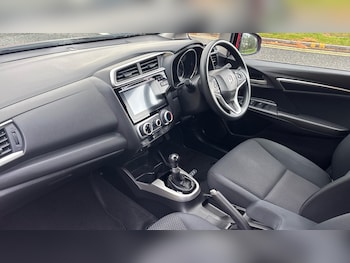 Used Honda Jazz 2019 for sale - 76181917: Photo 2