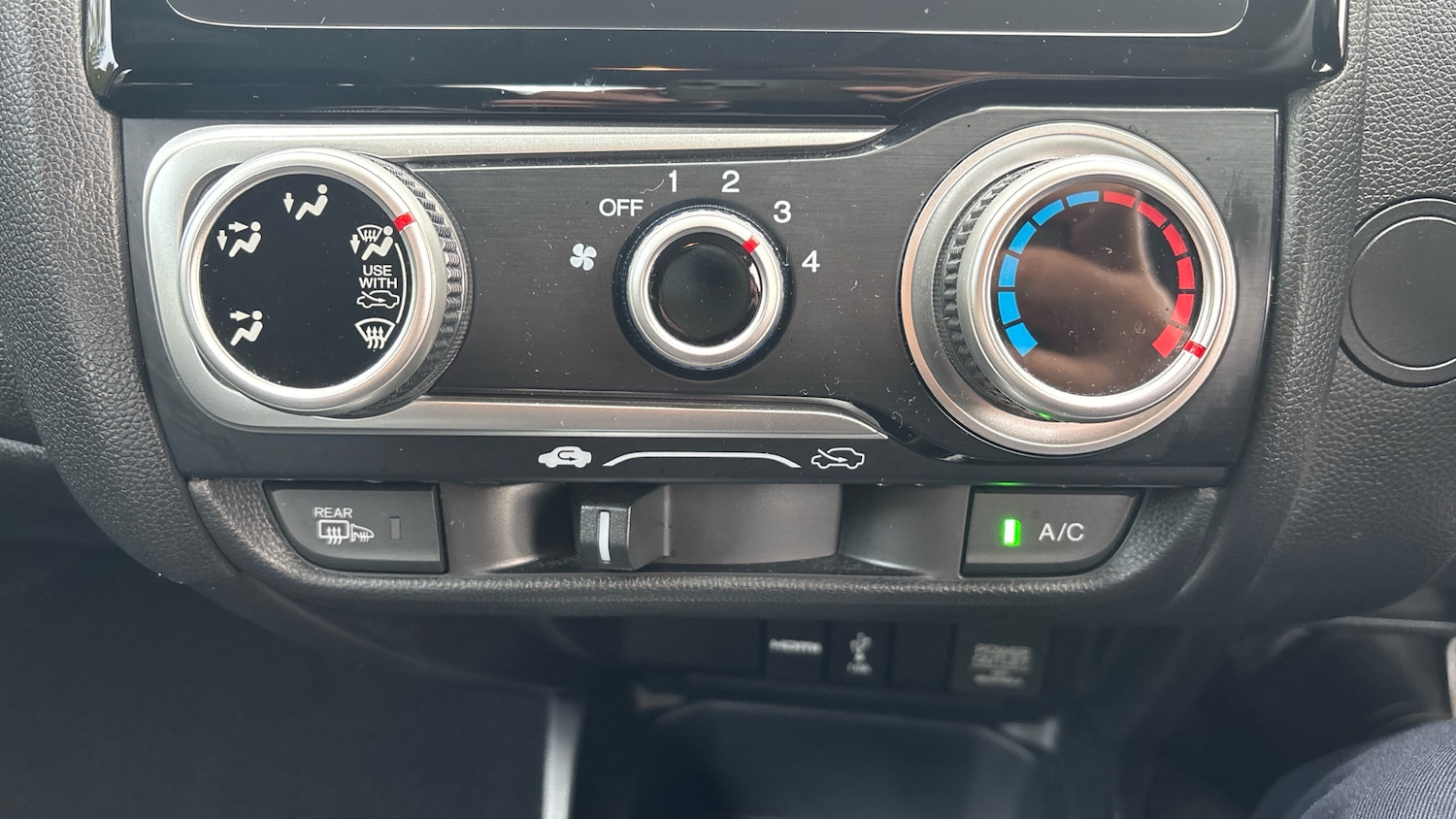 Used Honda Jazz 2019 for sale - 76181917: Photo 31