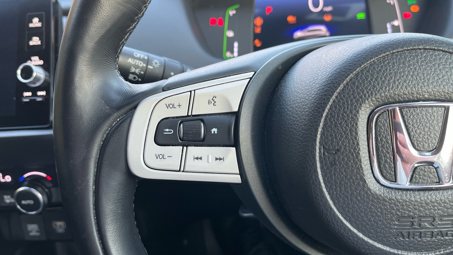 Used Honda Jazz 2023 for sale - 76253067: Photo 18