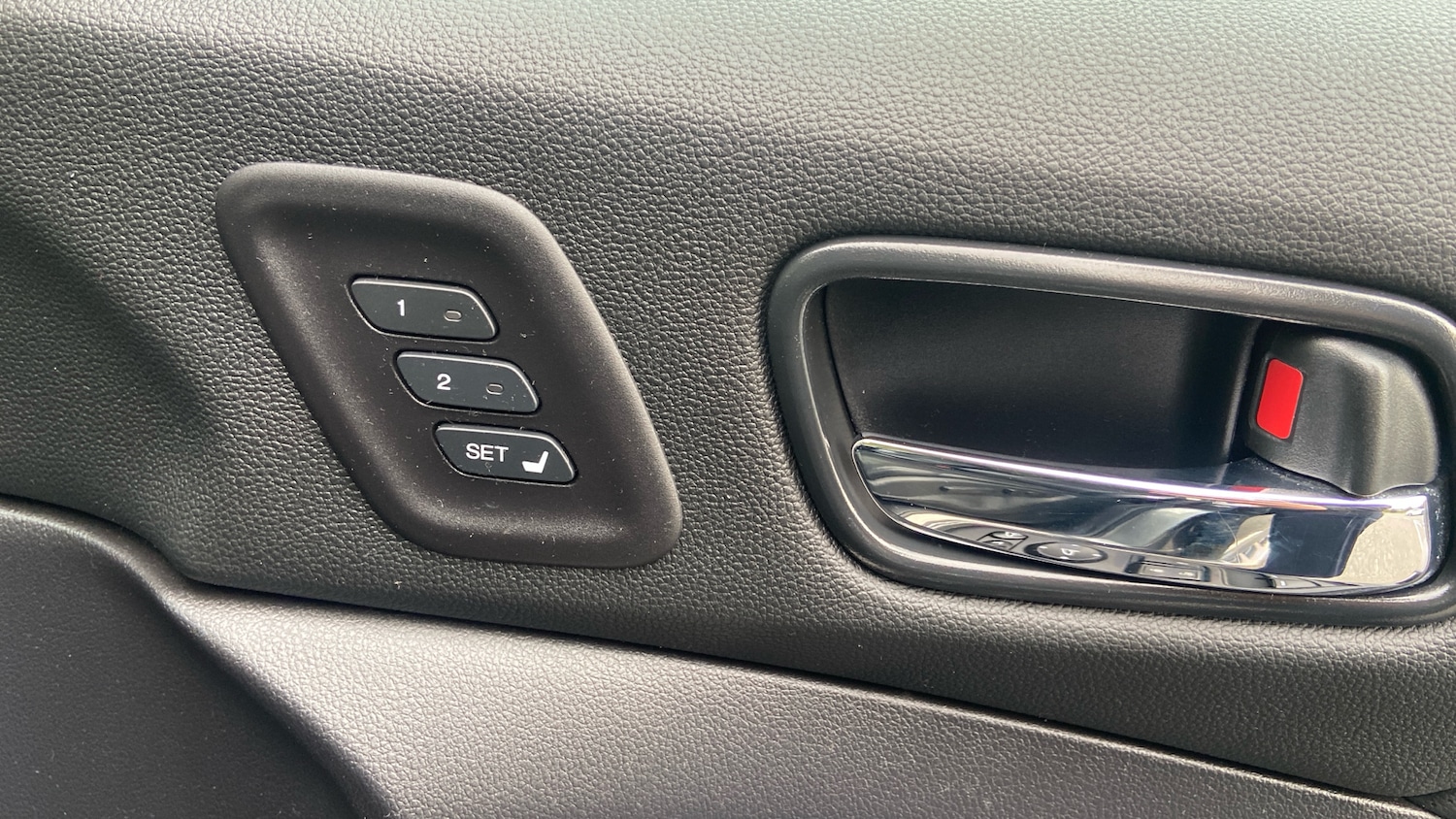 Used Honda CR-V 2017 for sale - 76076255: Photo 14