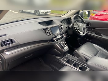Used Honda CR-V 2017 for sale - 76076255: Photo 2