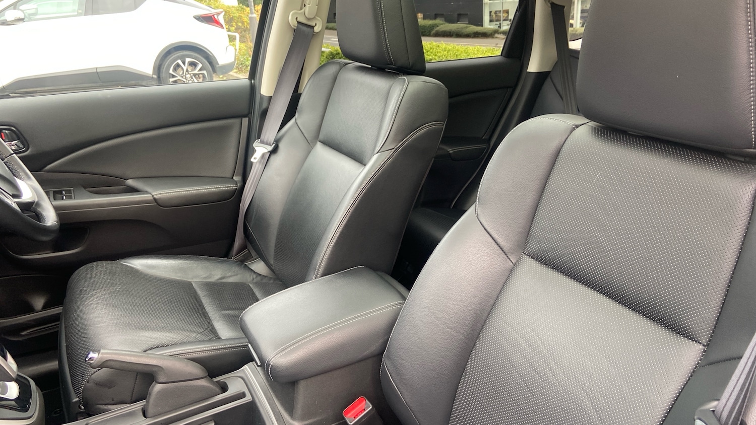 Used Honda CR-V 2017 for sale - 76076255: Photo 34