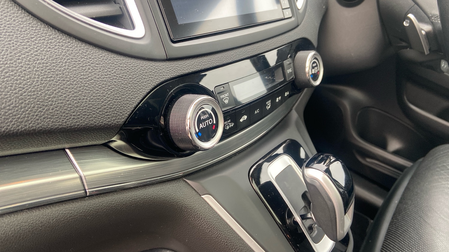 Used Honda CR-V 2017 for sale - 76076255: Photo 35