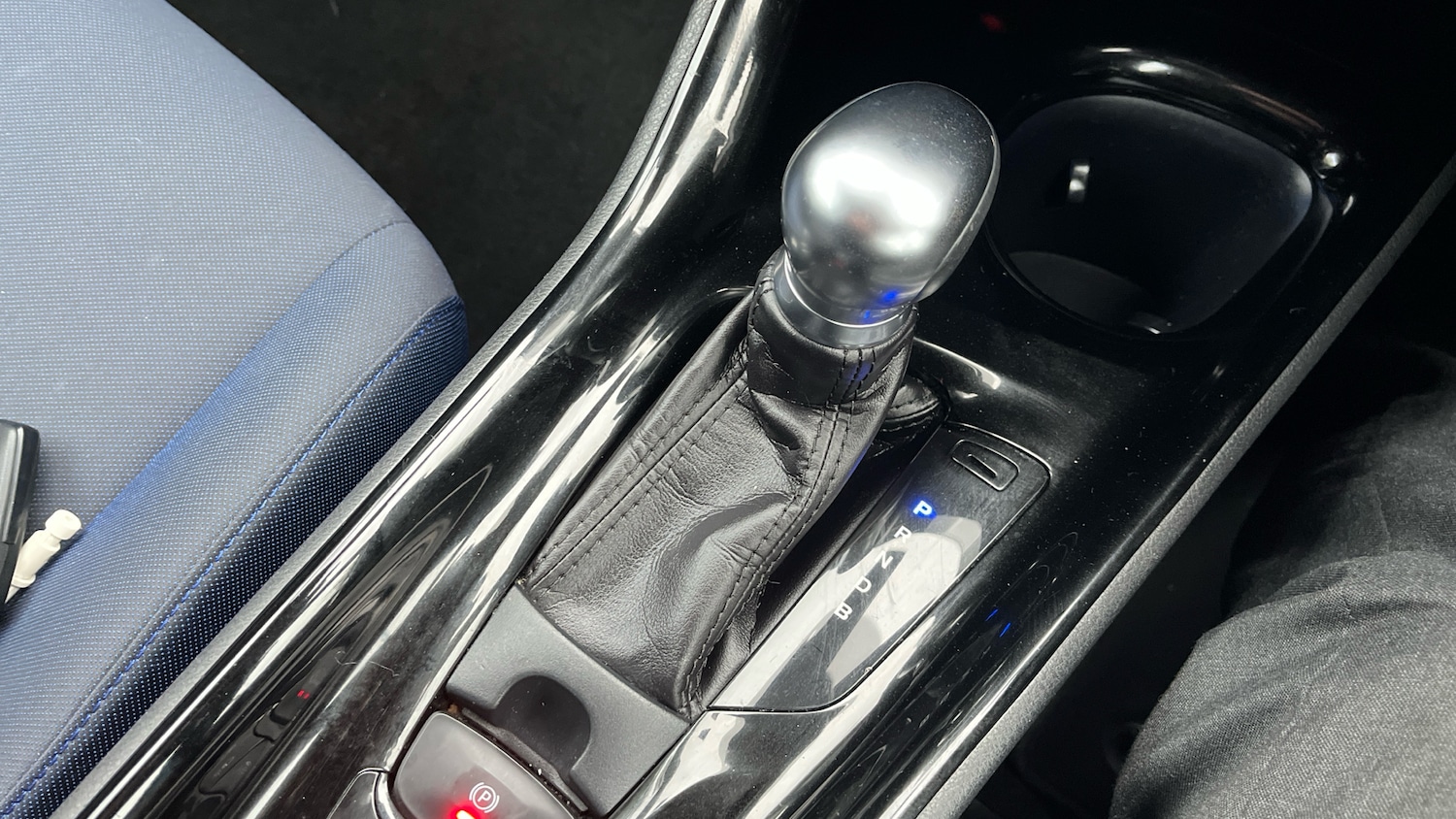 Used Toyota C-HR 2018 for sale - 76910926: Photo 28