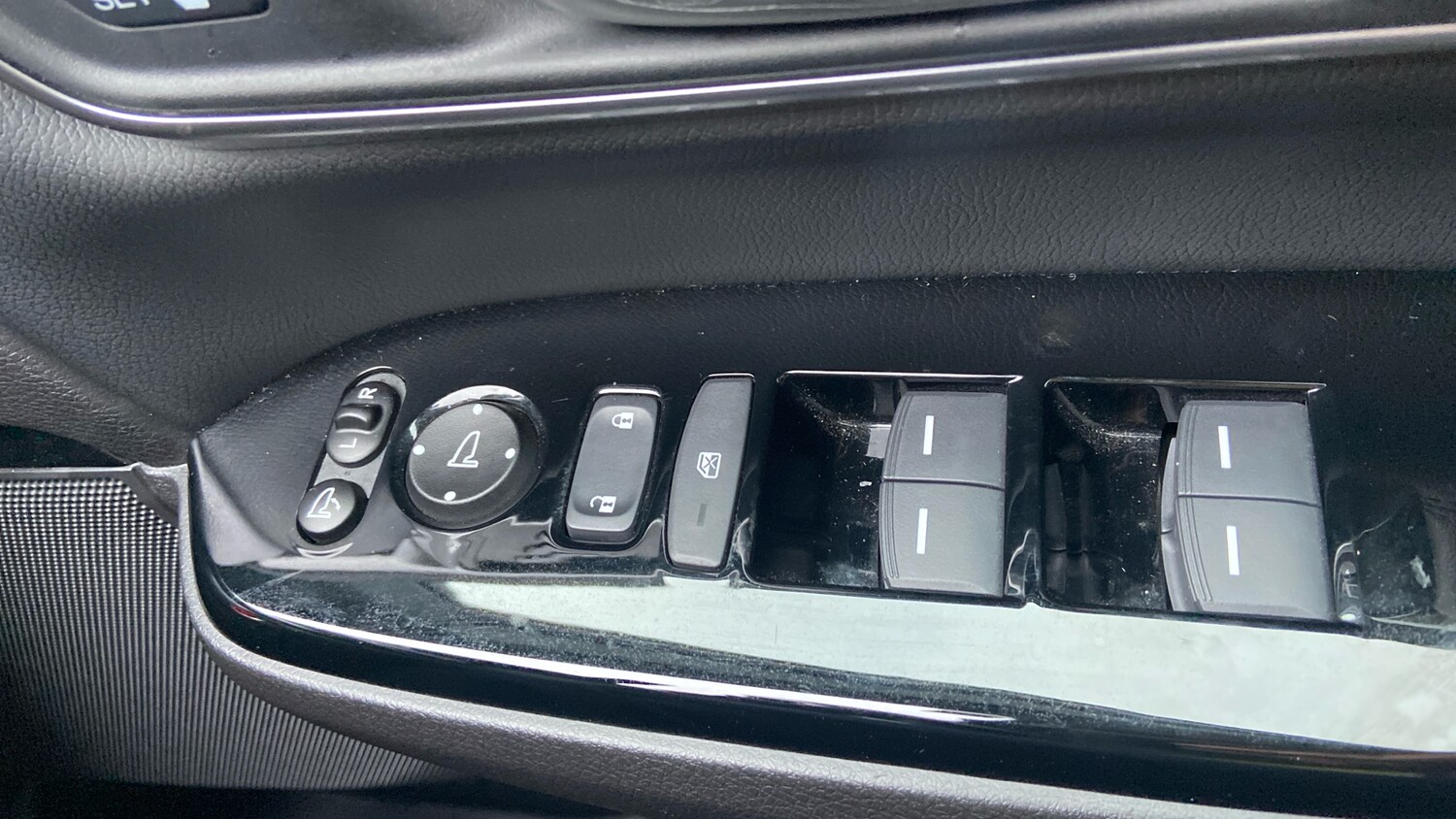 Used Honda CR-V 2023 for sale - 76207642: Photo 16