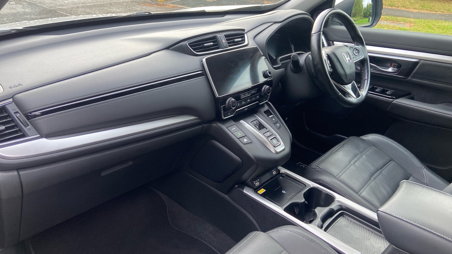 Used Honda CR-V 2023 for sale - 76207642: Photo 2