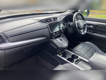 Used Honda CR-V 2023 for sale - 76207642: Photo 2