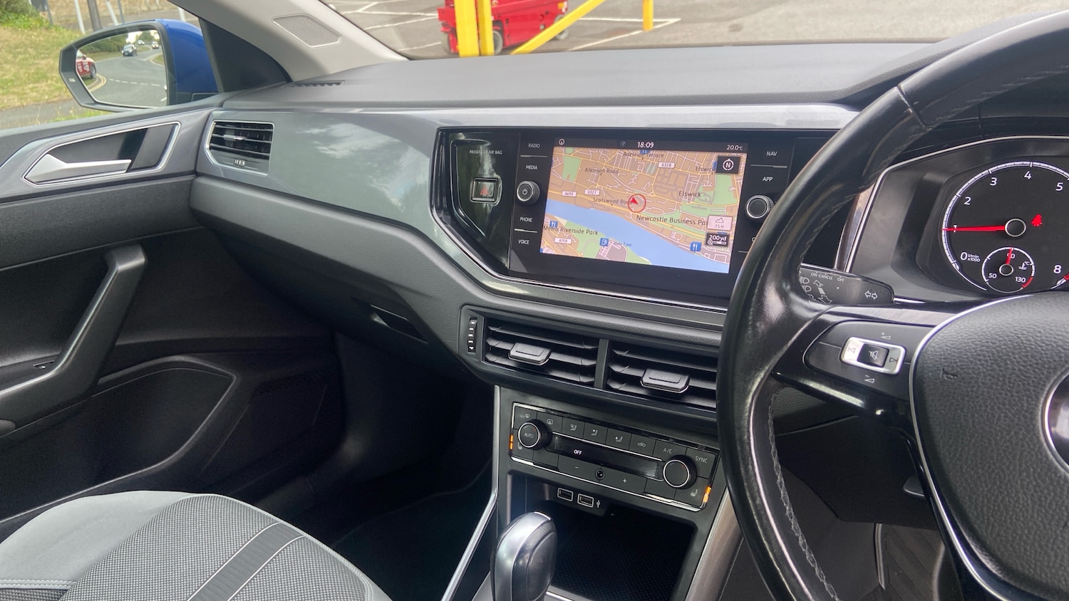 Used Volkswagen Polo 2019 for sale - 76957373: Photo 14