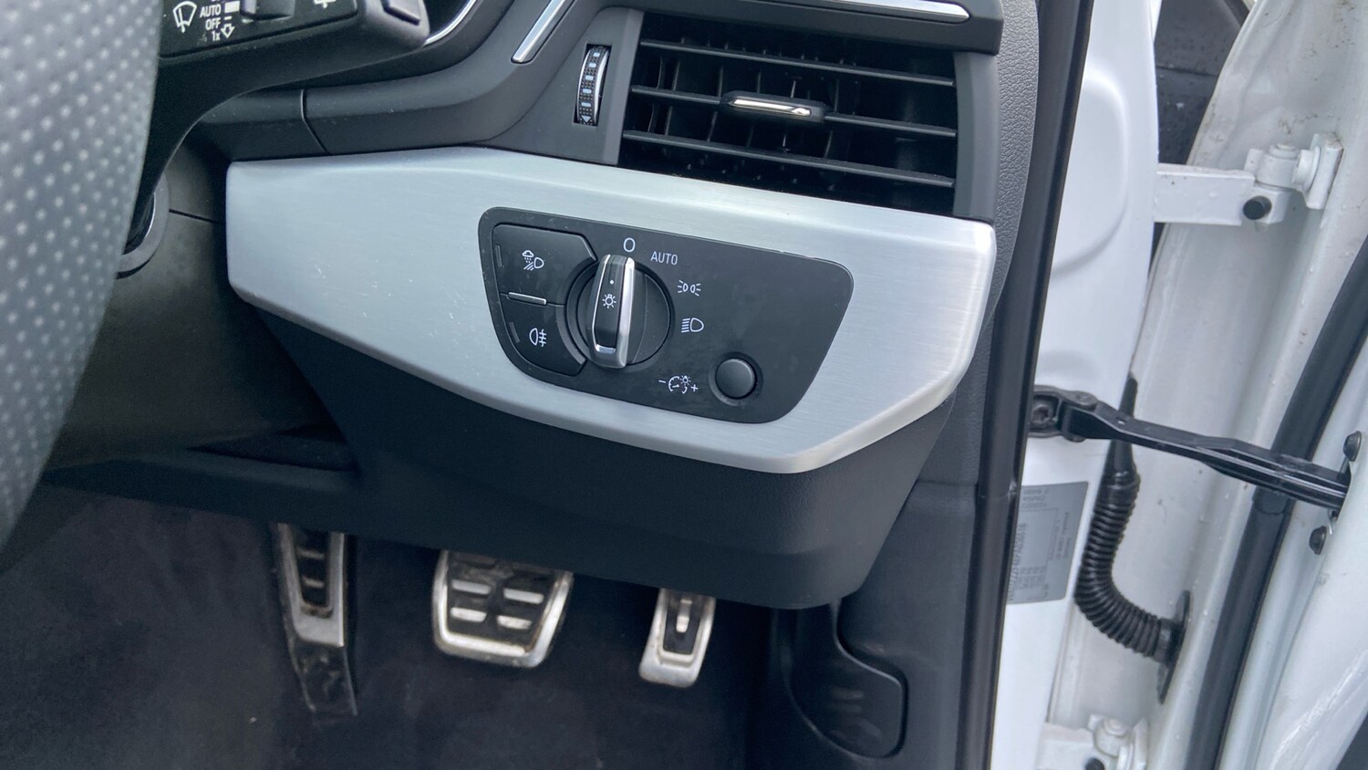 Used Audi A4 2023 for sale - 77363905: Photo 36