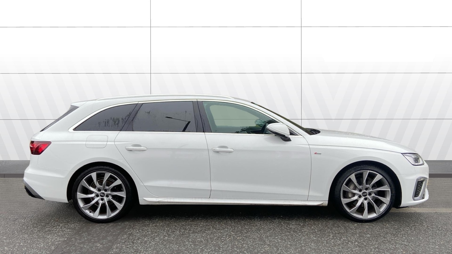 Used Audi A4 2023 for sale - 77363905: Photo 5