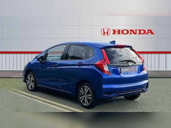 Used Honda Jazz 2018 for sale - 76253075: Photo 3