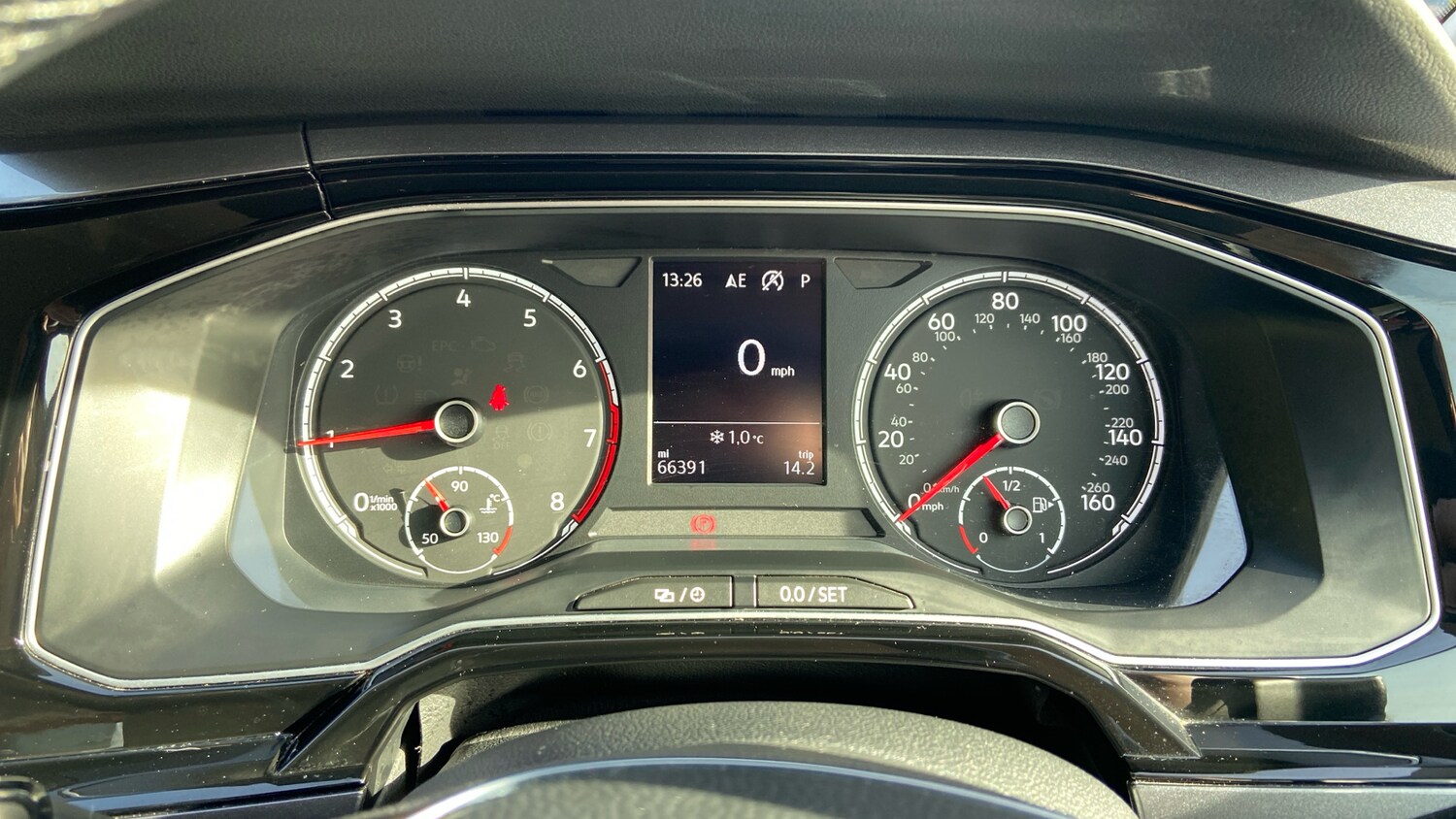 Used Volkswagen Polo 2018 for sale - 77555796: Photo 18