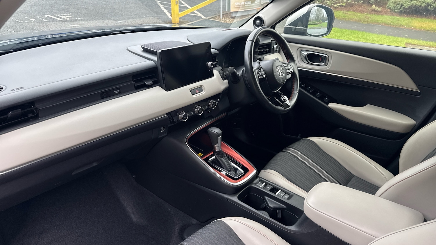 Used Honda HR-V 2022 for sale - 77363906: Photo 2