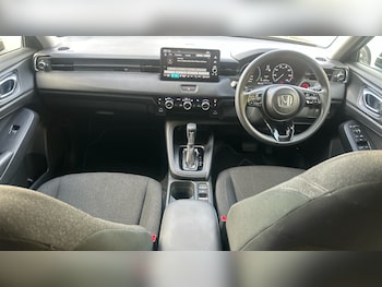 Used Honda HR-V 2023 for sale - 76184305: Photo 4