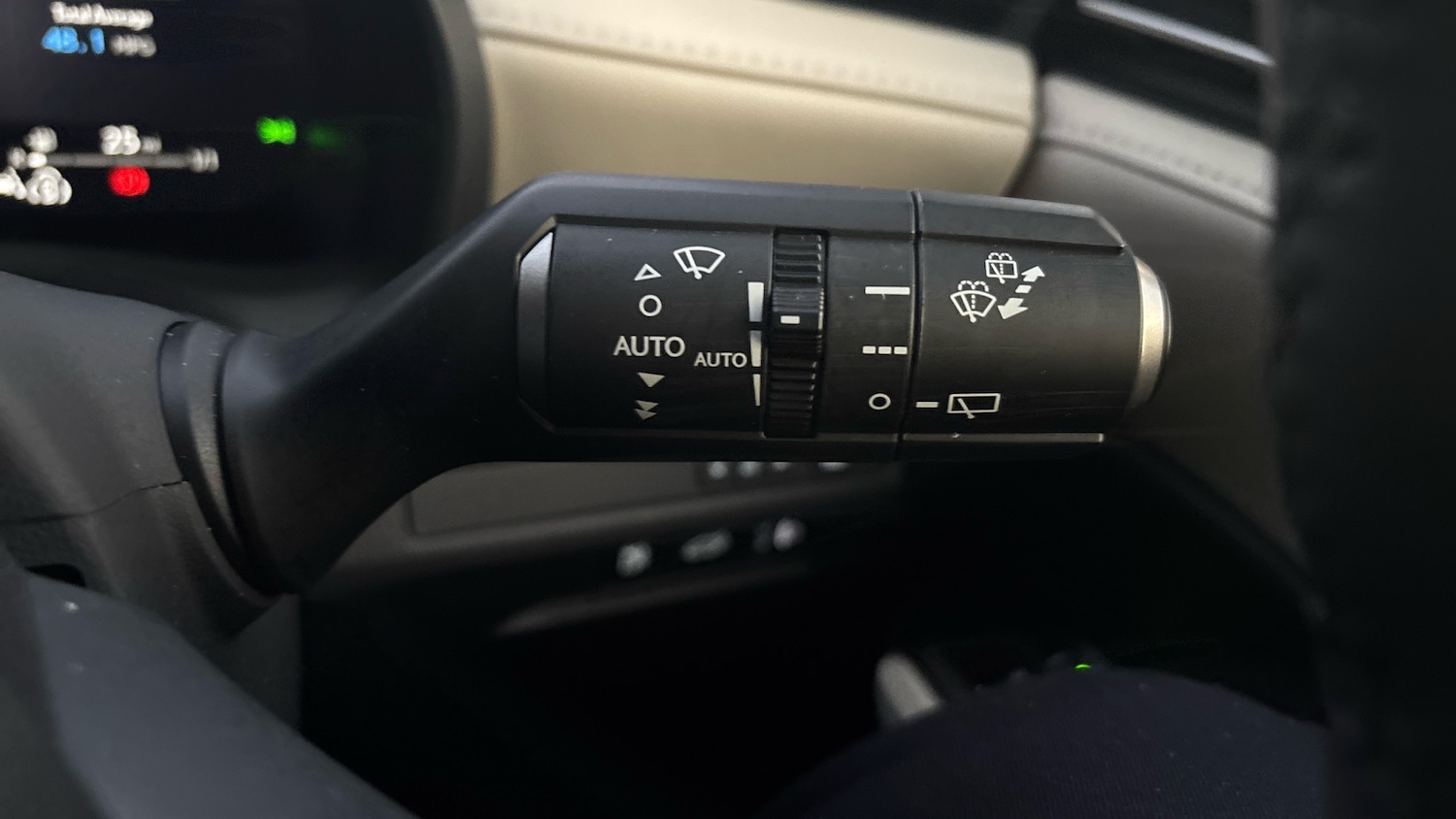 Used Lexus LBX 2025 for sale - 77086474: Photo 37