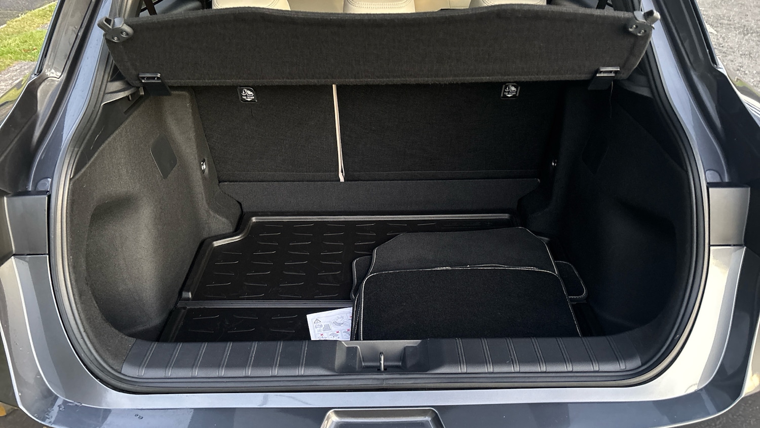 Used Lexus LBX 2025 for sale - 77086474: Photo 4