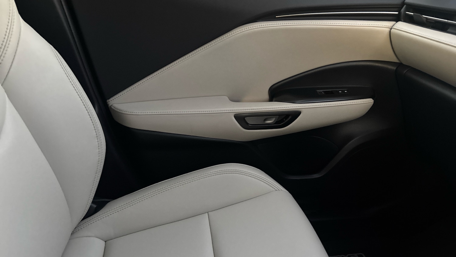 Used Lexus LBX 2025 for sale - 77086474: Photo 42