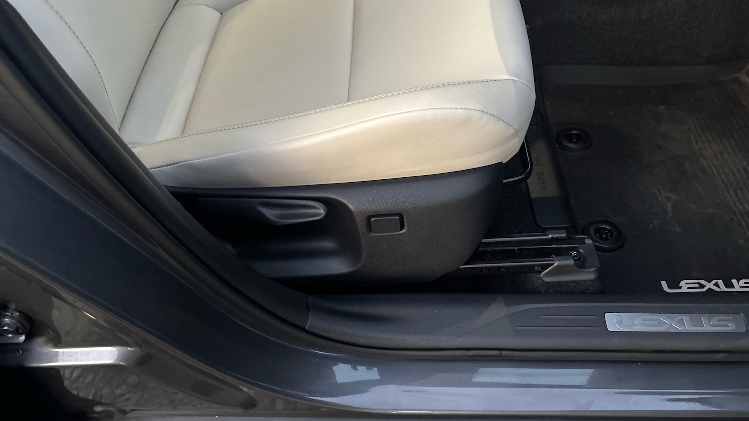 Used Lexus LBX 2025 for sale - 77086474: Photo 46