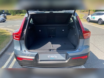 Used Volvo XC40 2022 for sale - 79146245: Photo