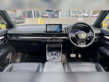 Used Honda CR-V 2024 for sale - 78220420: Photo