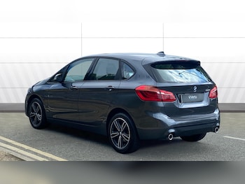 Used BMW 2 Series 2019 for sale - 79320600: Photo