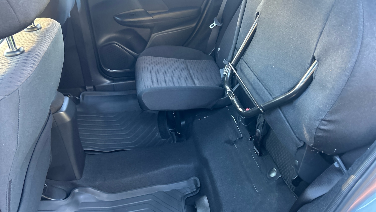 Used Honda Jazz 2019 for sale - 76603310: Photo 18