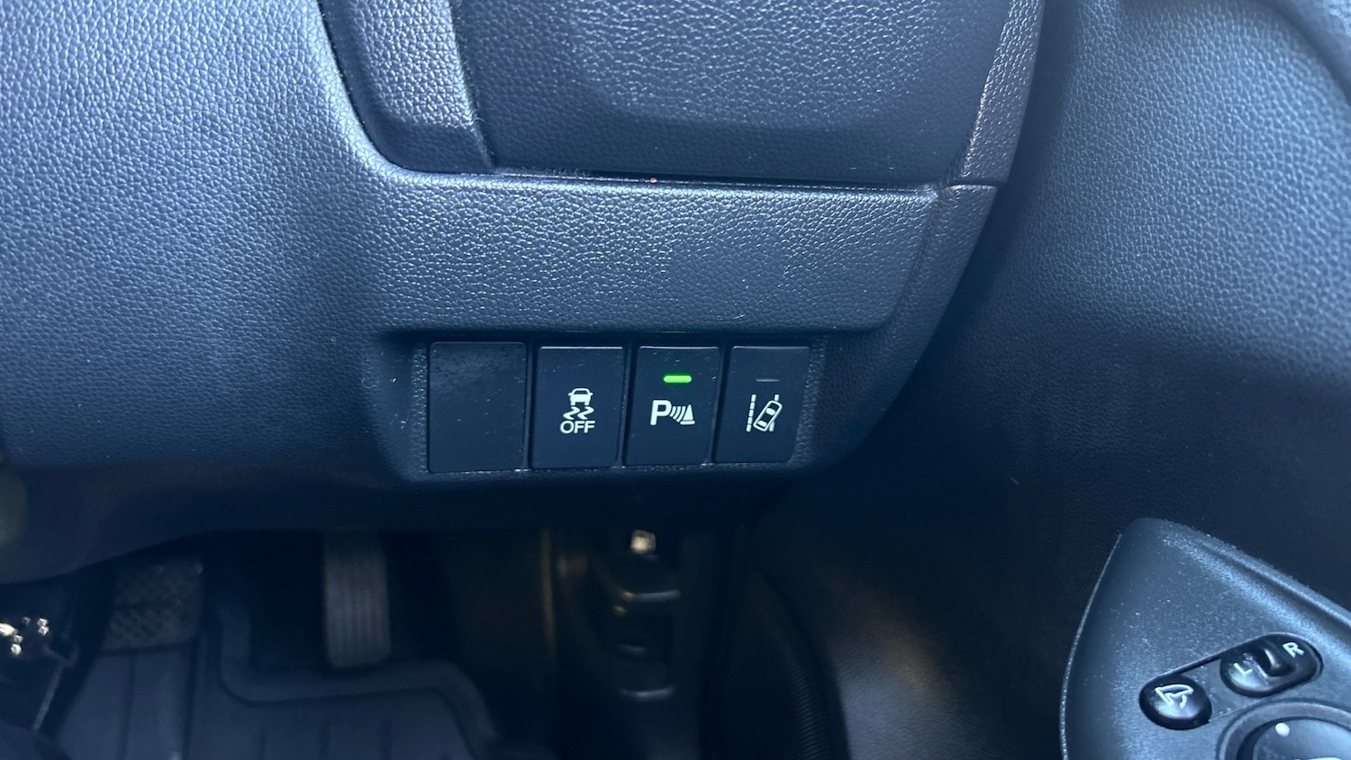 Used Honda Jazz 2019 for sale - 76603310: Photo 30