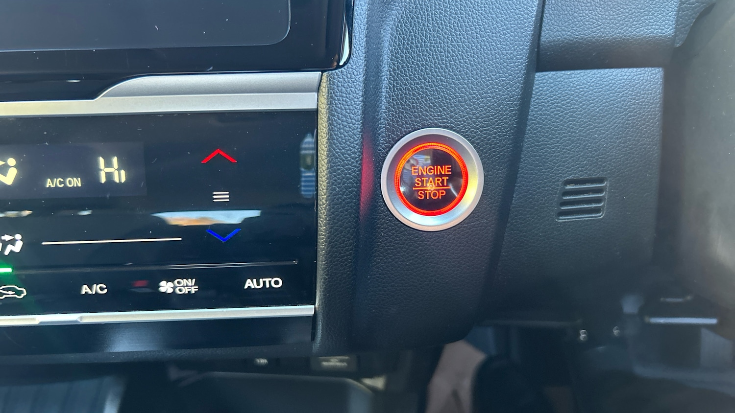 Used Honda Jazz 2019 for sale - 76603310: Photo 39