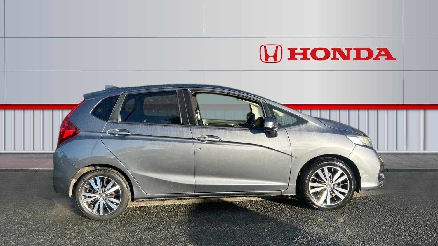 Used Honda Jazz 2019 for sale - 76603310: Photo 5