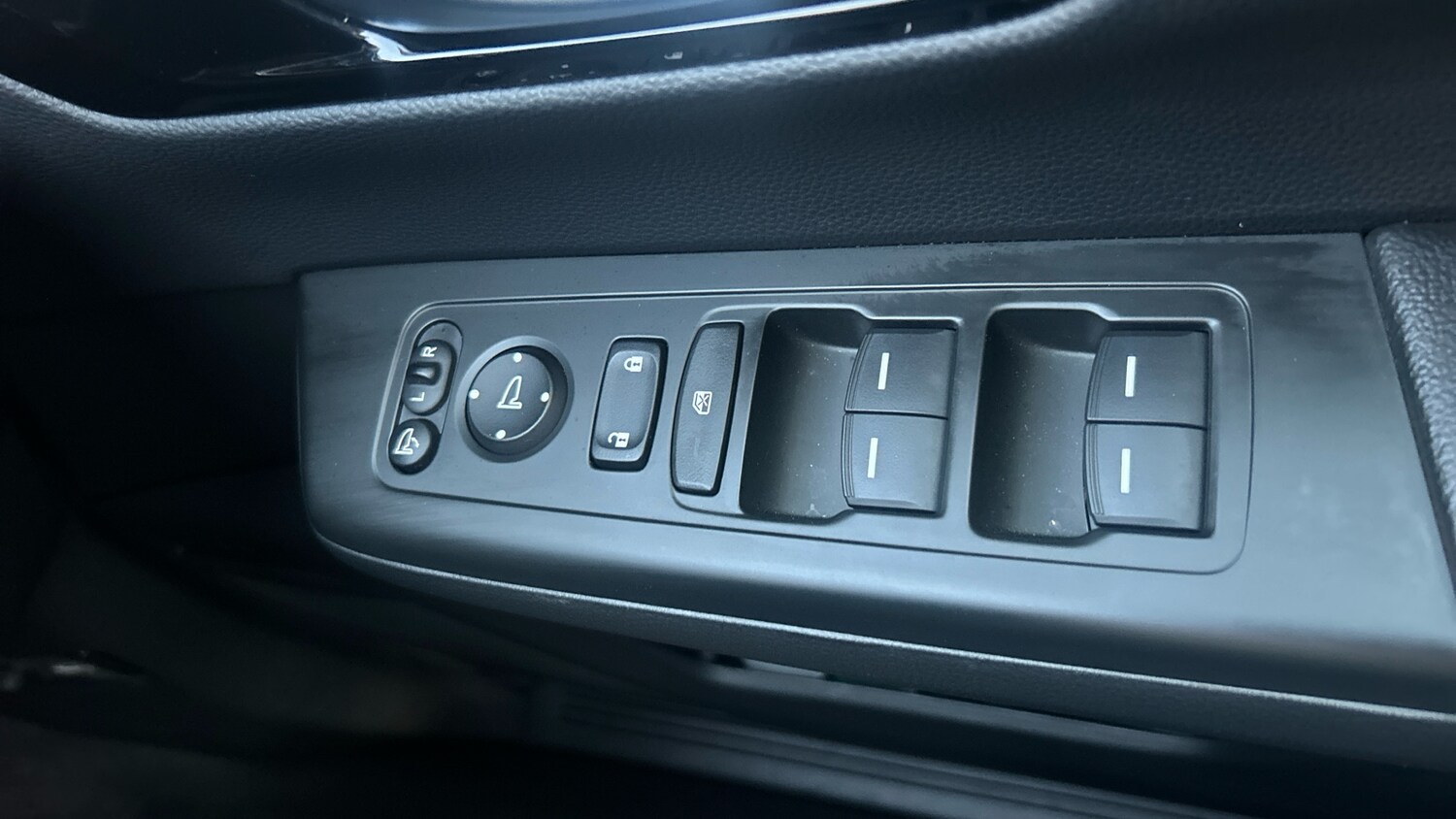 Used Honda CR-V 2024 for sale - 76404434: Photo 28