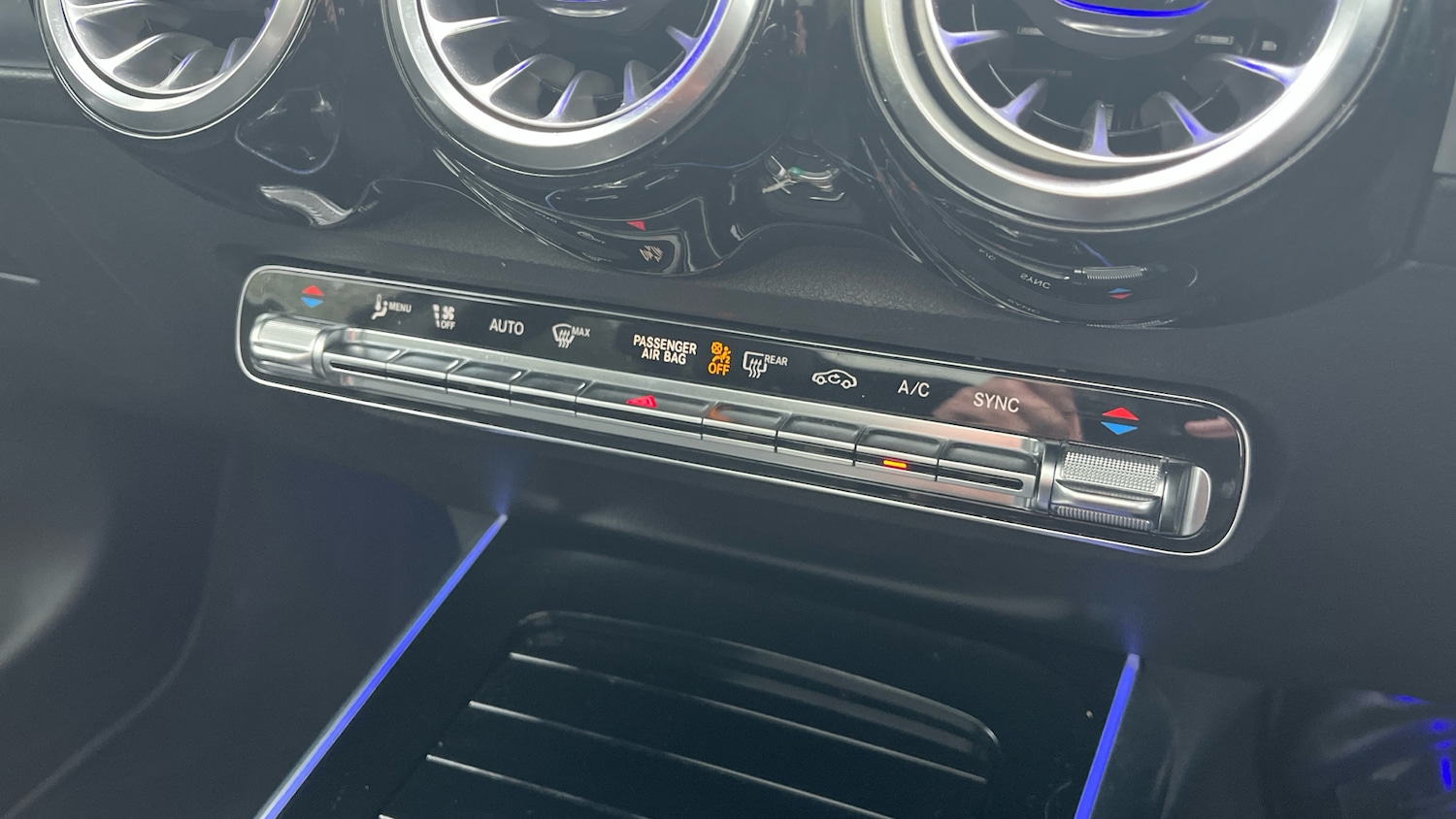 Used Mercedes-Benz GLB 2023 for sale - 78015151: Photo 26