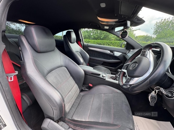 Used Mercedes-Benz C-Class 2012 for sale - 74959722: Photo 9