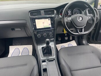 Used Volkswagen Golf 2019 for sale - 78377149: Photo