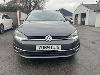 Used Volkswagen Golf 2019 for sale - 78377149: Photo