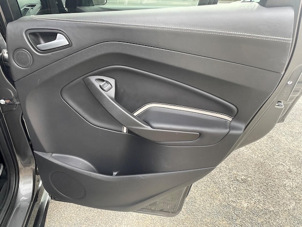 Used Ford Kuga 2017 for sale - 75645584: Photo 22